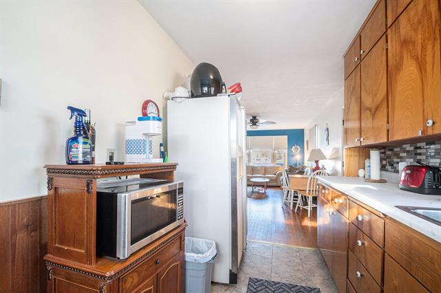 Builiding view eight for 24998 Lakeshore, Dowagiac, MI. 49047