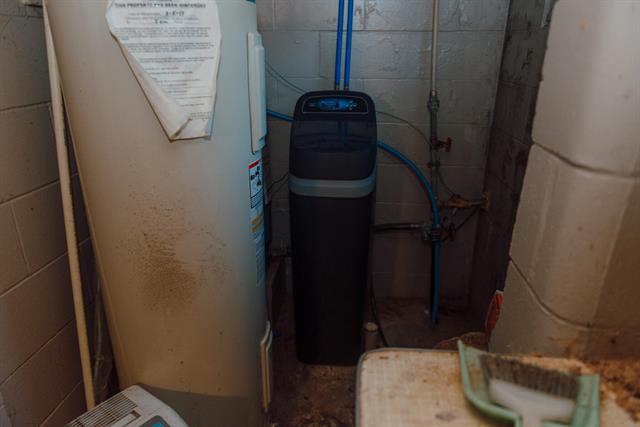 Builiding view thirty four for 11300 Six Lakes, Six Lakes, MI. 48886