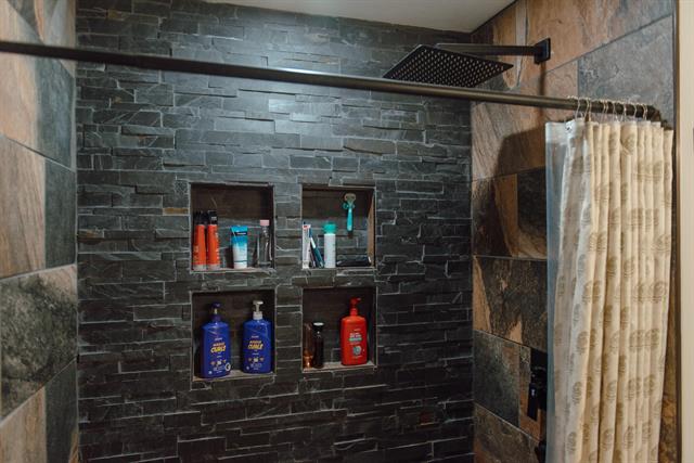 Builiding view twenty for 11300 Six Lakes, Six Lakes, MI. 48886