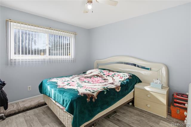 Builiding view nine for 1372 Moulin, Madison Heights, MI. 48071