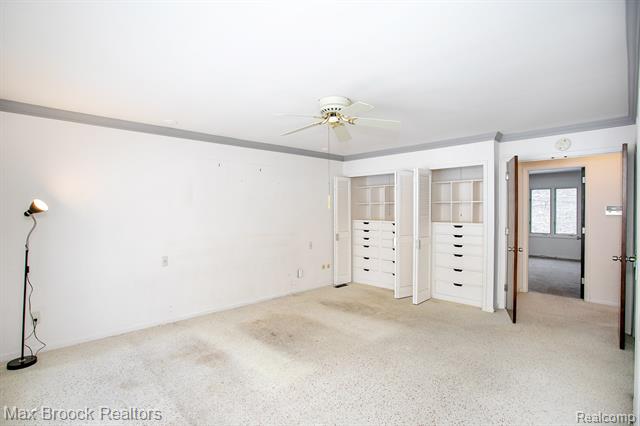 Builiding view forty three for 31310 E Stonewood, Farmington, MI. 48334