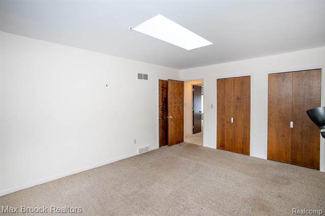 Builiding view thirty four for 31310 E Stonewood, Farmington, MI. 48334