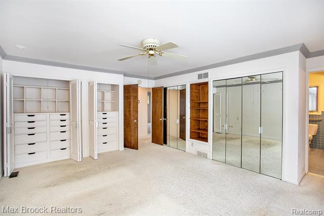 Builiding view thirty nine for 31310 E Stonewood, Farmington, MI. 48334