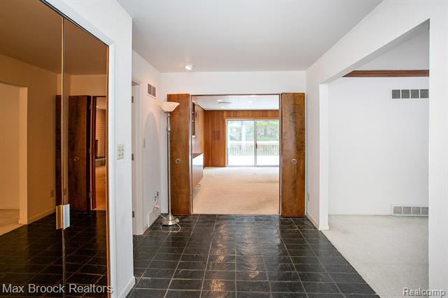 Builiding view three for 31310 E Stonewood, Farmington, MI. 48334