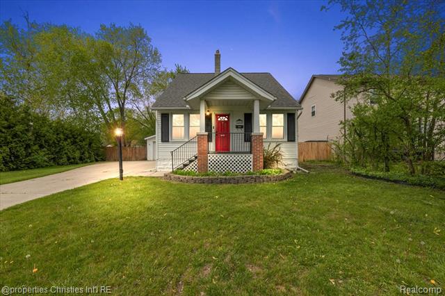 front view for 30475 Brentwood St, Southfield, Mi. 48076