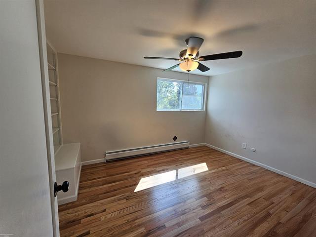 Builiding view ten for 19245 Eldridge, Southfield, MI. 48076