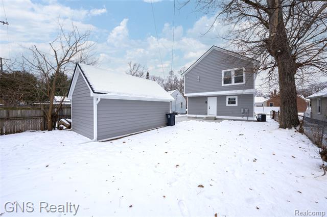 Builiding view seven for 718 Devillen, Royal Oak, MI. 48073