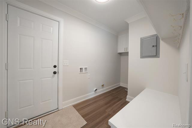 Builiding view thirty for 718 Devillen, Royal Oak, MI. 48073