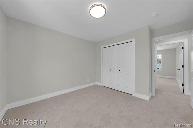 Builiding view twenty six for 718 Devillen, Royal Oak, MI. 48073