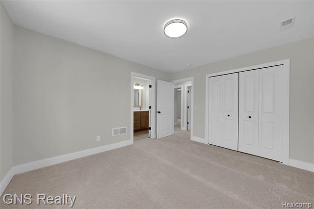 Builiding view twenty three for 718 Devillen, Royal Oak, MI. 48073