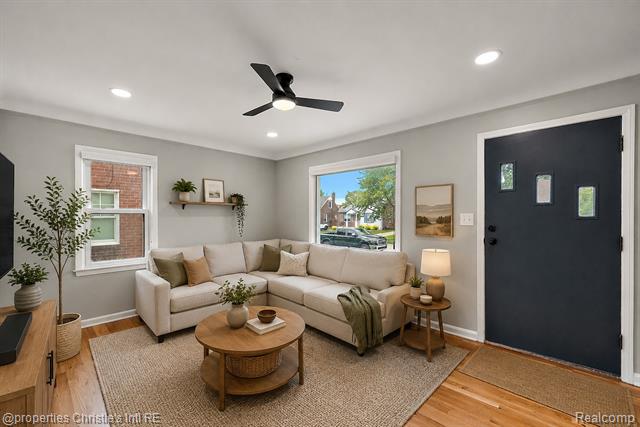 Builiding view five for 3022 N Blair, Royal Oak, MI. 48073