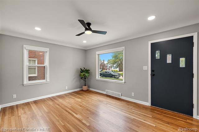 Builiding view six for 3022 N Blair, Royal Oak, MI. 48073
