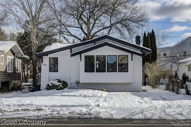 Builiding view sixty two for 3110 N Main, Royal Oak, MI. 48073