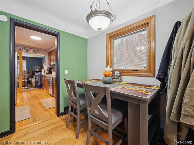 Builiding view eight for 3107 Maplewood, Royal Oak, MI. 48073