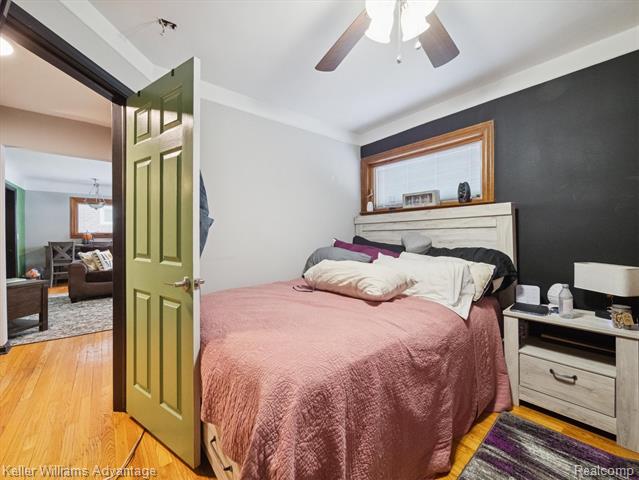 Builiding view fifteen for 3107 Maplewood, Royal Oak, MI. 48073