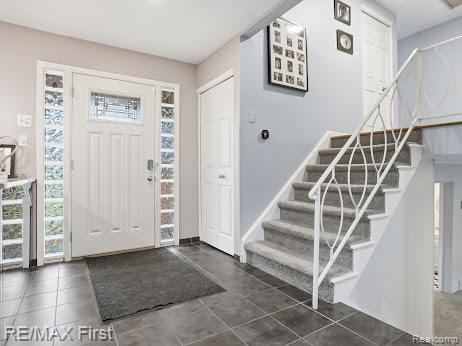 Builiding view eight for 31112 Pickwick, Franklin, MI. 48025