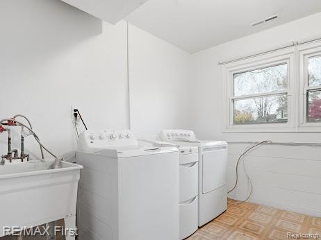 Builiding view thirty one for 31112 Pickwick, Franklin, MI. 48025