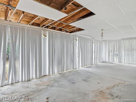 Builiding view thirty two for 31112 Pickwick, Franklin, MI. 48025