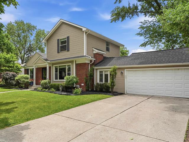Builiding view thirty eight for 2622 Bembridge, Royal Oak, MI. 48073