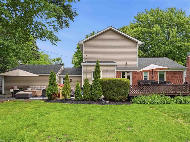 Builiding view thirty five for 2622 Bembridge, Royal Oak, MI. 48073
