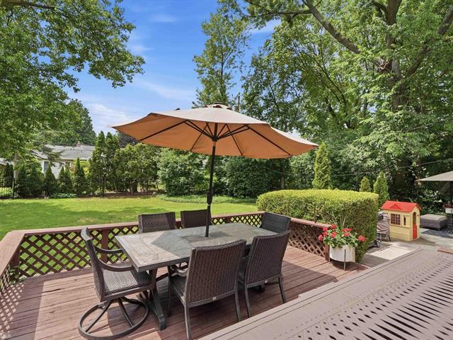 Builiding view thirty for 2622 Bembridge, Royal Oak, MI. 48073