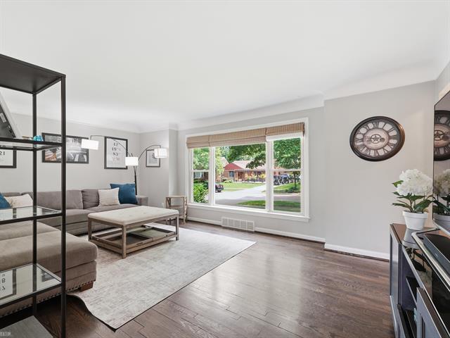 Builiding view three for 2622 Bembridge, Royal Oak, MI. 48073