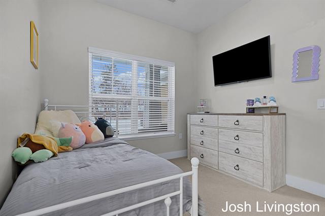 Builiding view eighteen for 144 Tamarack, Rockford, MI. 49341