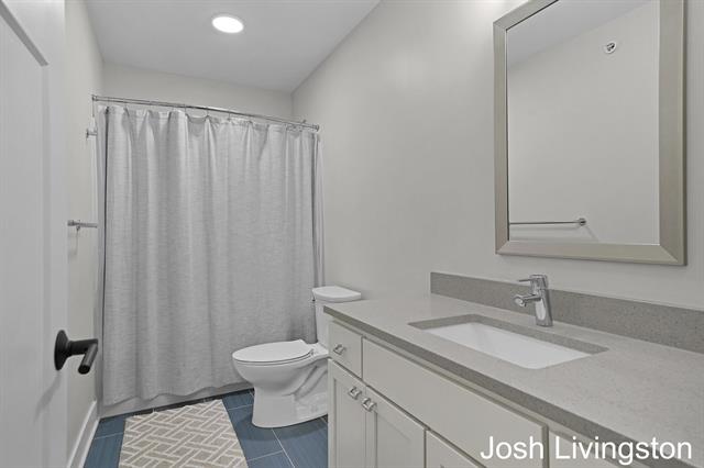 Builiding view twenty five for 144 Tamarack, Rockford, MI. 49341