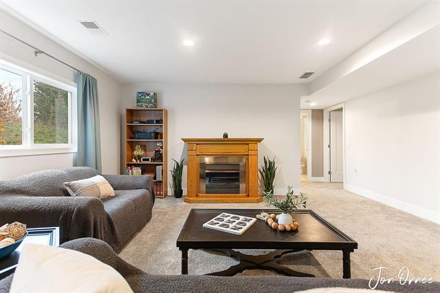 Builiding view twenty four for 10058 Prairie Grass, Zeeland, MI. 49464