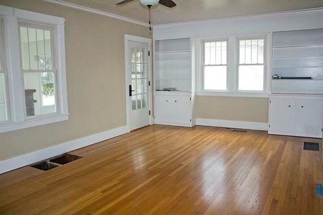 Builiding view eleven for 307 New York, Dowagiac, MI. 49047