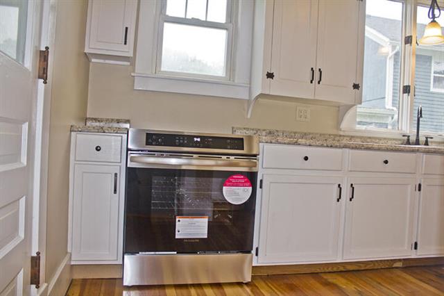 Builiding view four for 307 New York, Dowagiac, MI. 49047