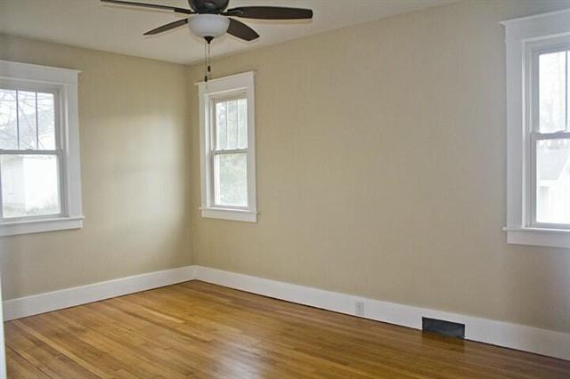 Builiding view nineteen for 307 New York, Dowagiac, MI. 49047