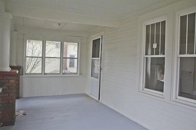 Builiding view seventeen for 307 New York, Dowagiac, MI. 49047