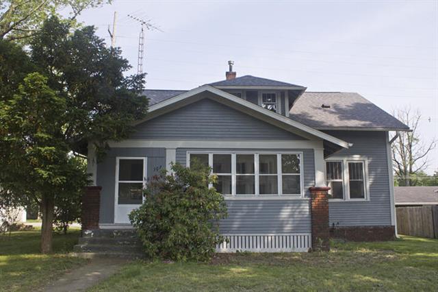 front view for 307 New York Avenue, Dowagiac, Mi. 49047