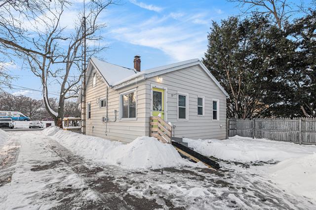 Builiding view fifteen for 1254 Harvey, Muskegon, MI. 49442