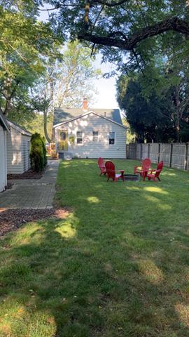 Builiding view twenty for 1254 Harvey, Muskegon, MI. 49442