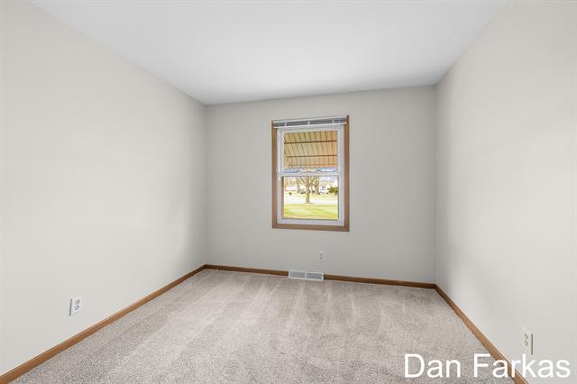 Builiding view fourteen for 5143 Southglow, Grand Rapids, MI. 49508