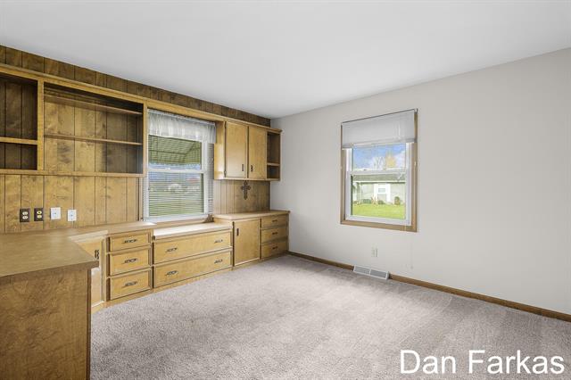 Builiding view thirteen for 5143 Southglow, Grand Rapids, MI. 49508