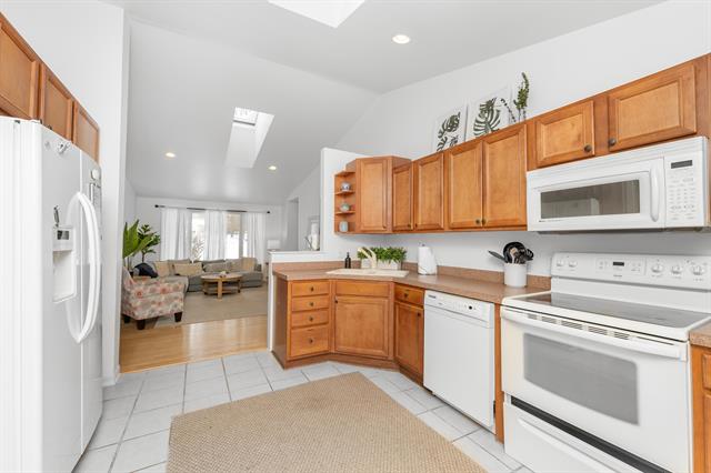 Builiding view seven for 424 Fremont, Douglas, MI. 49406