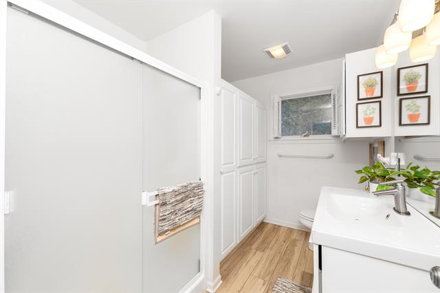 Builiding view thirteen for 424 Fremont, Douglas, MI. 49406