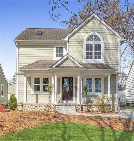 front view for 3825 Elmhurst Ave, Royal Oak, Mi. 48073
