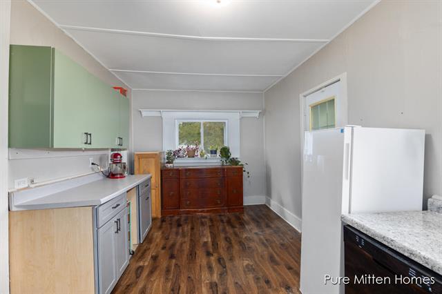 Builiding view seven for 417 Sanborn, Big Rapids, MI. 49307