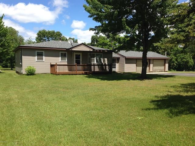 front view for 14330 Staceyne Road, Greenville, Mi. 48838