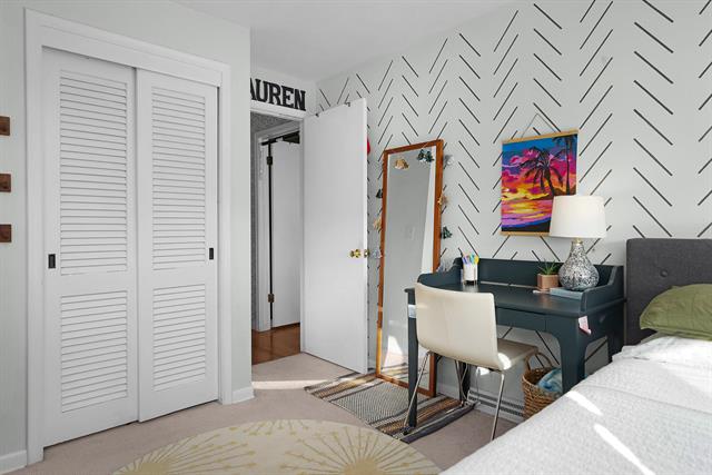 Builiding view eighteen for 1353 Pinecrest, Grand Rapids, MI. 49506