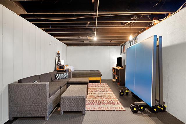 Builiding view nineteen for 1353 Pinecrest, Grand Rapids, MI. 49506