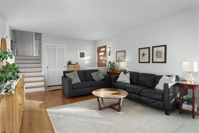 Builiding view three for 1353 Pinecrest, Grand Rapids, MI. 49506