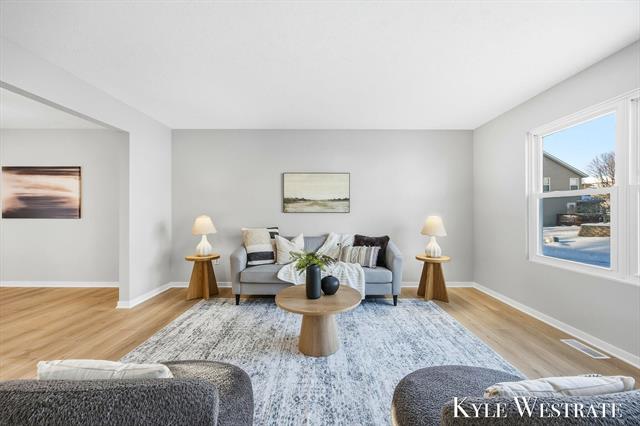 Builiding view seven for 4025 Timberland, Grand Rapids, MI. 49508