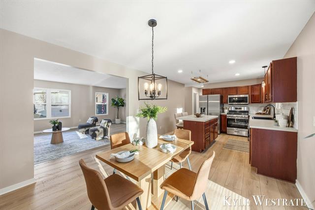 Builiding view thirteen for 4025 Timberland, Grand Rapids, MI. 49508