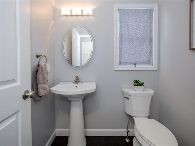 Builiding view fourteen for 7563 Woodbridge, Portage, MI. 49024