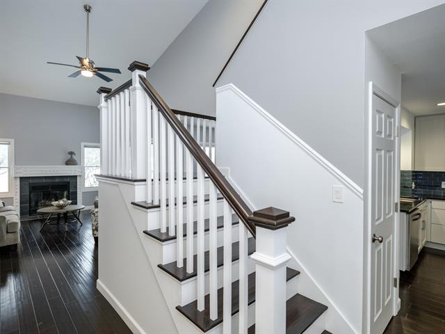 Builiding view nineteen for 7563 Woodbridge, Portage, MI. 49024